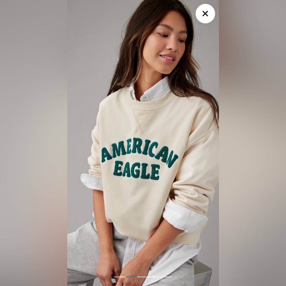 American Eagle sweatshirt